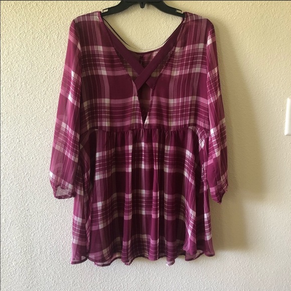 NWOT STRIPED BURGUNDY BLOUSE - Picture 3 of 4